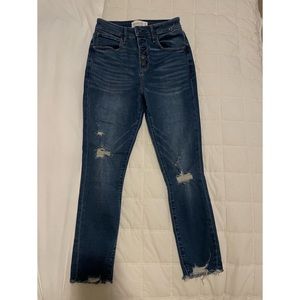 Abercrombie & Fitch Super Skinny Jeans
